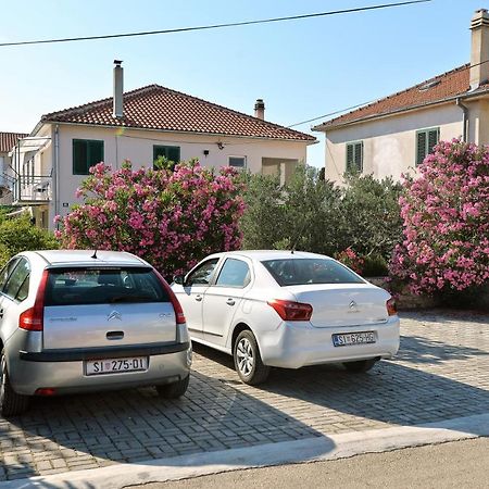 Slanica Μούρτερ Εξωτερικό φωτογραφία